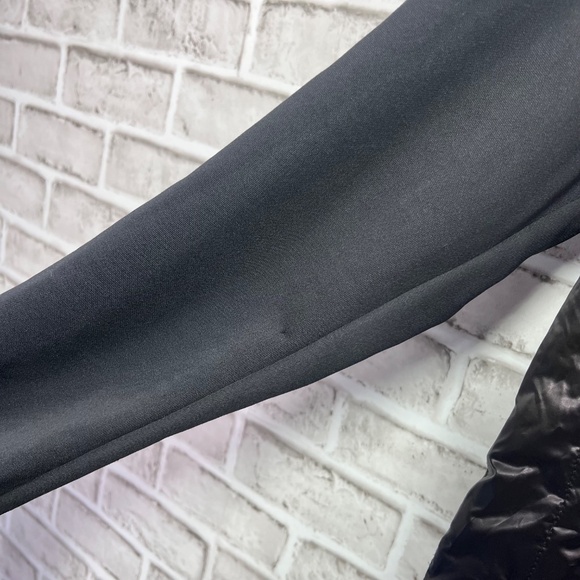 |•XERSION•| Black Activewear Coat Size Large - Picture 7 of 13